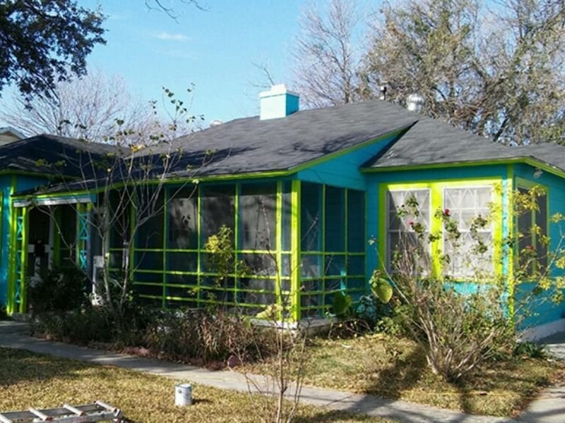 lime trim teal house